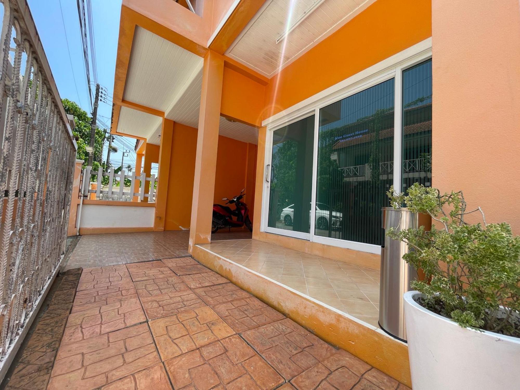 Nun Guest House Ban Bo Han Exterior foto